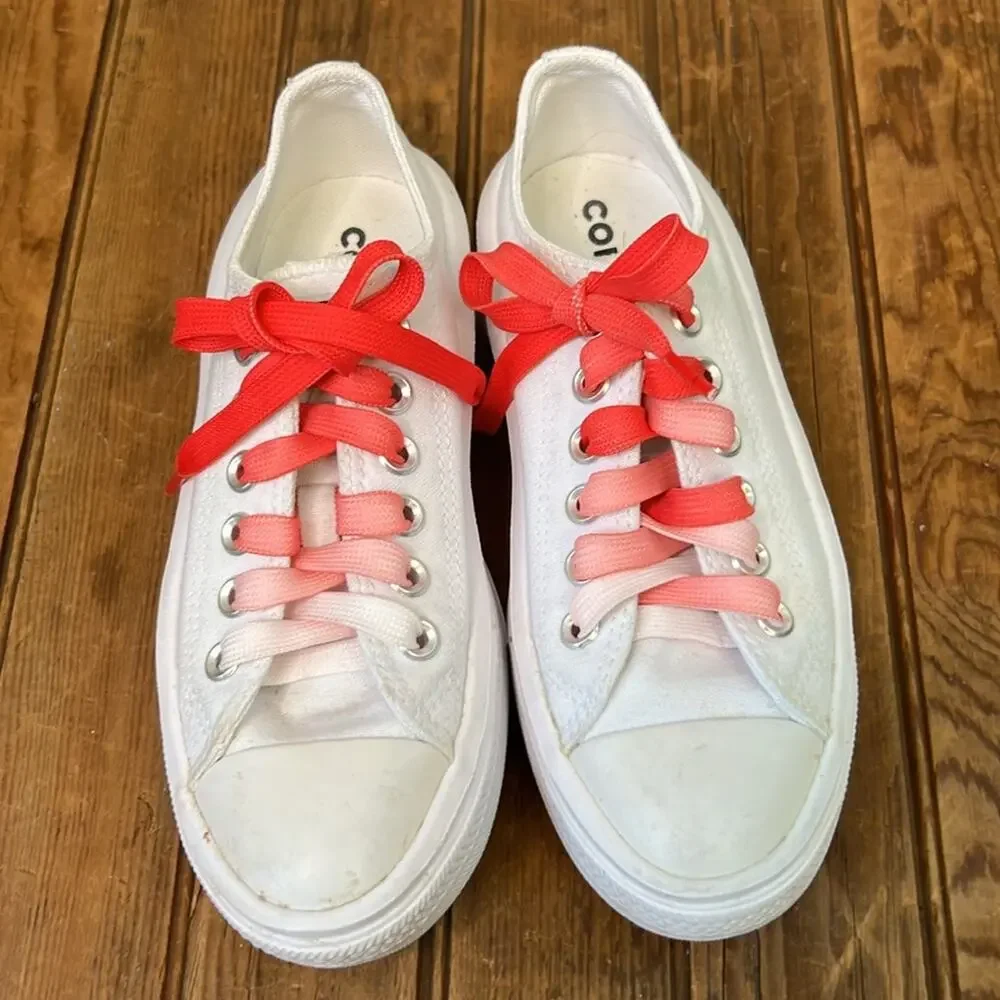 Women’s or kids Converse White canvas lug sole Sneakers Classic Low-Top Design